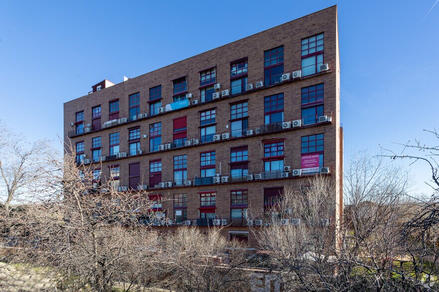 Carretera Vicálvaro - Estación O'Donnell, 2, Madrid, Madrid en venta - Foto principal - Imagen 1 de 1