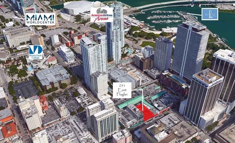 231 E Flagler St, Miami, FL en venta - Foto del edificio - Imagen 1 de 6