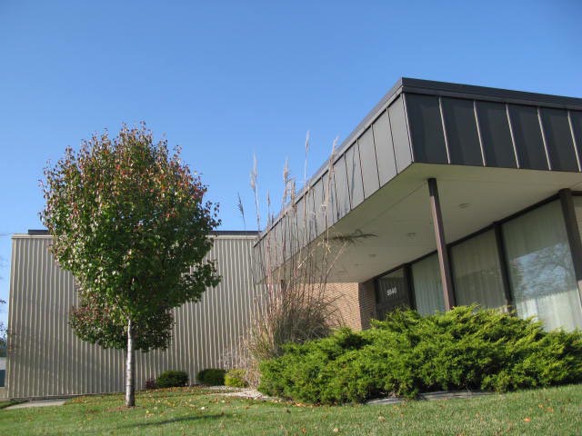 5840 Enterprise Dr, Lansing, MI en venta - Foto del edificio - Imagen 1 de 5