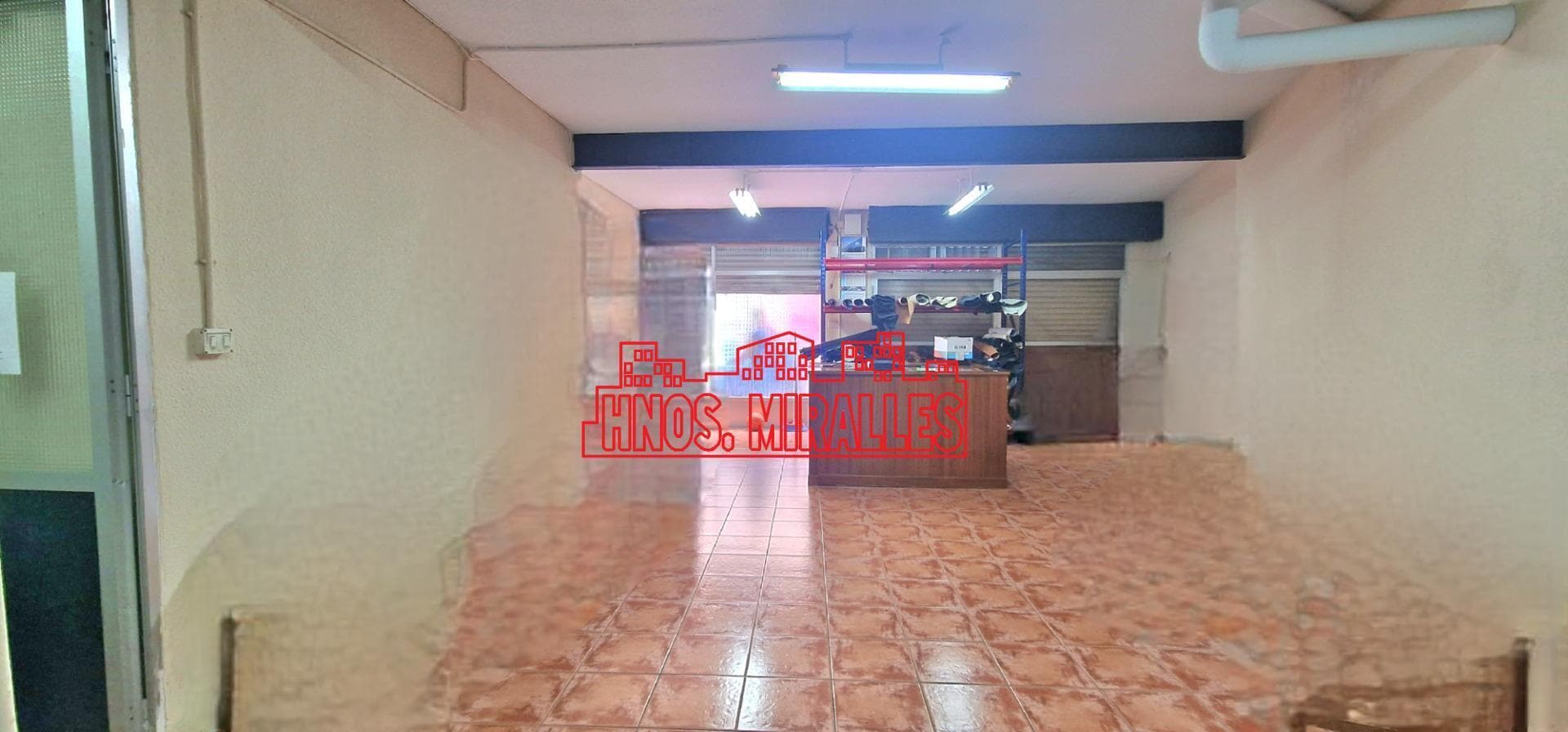 Local en Elche, Alicante en venta Foto del interior- Imagen 1 de 10
