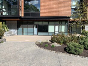 100 Ravine Ln NE, Bainbridge Island, WA en alquiler Foto del edificio- Imagen 2 de 6