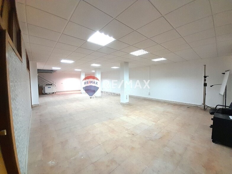 Local en Vigo, Pontevedra en alquiler - Foto del interior - Imagen 1 de 36