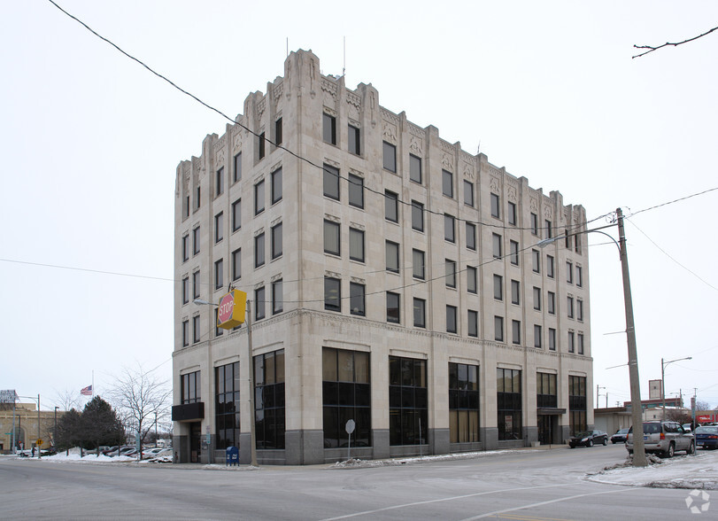 100 S Jefferson Ave, Saginaw, MI en alquiler - Foto del edificio - Imagen 3 de 20