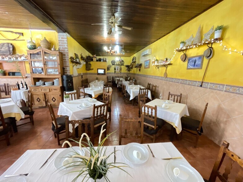 Local en Vélez-Málaga, Málaga en venta - Foto del edificio - Imagen 1 de 14