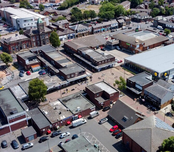 Market Sq, Oldham en alquiler - Vista aérea - Imagen 2 de 2