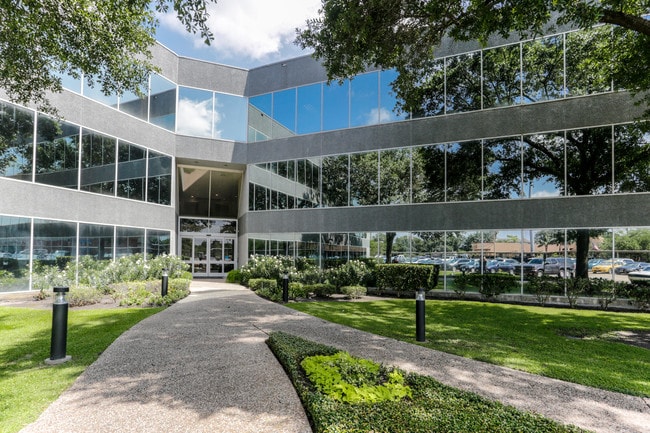 Más detalles de 800 Wilcrest Dr, Houston, TX - Oficina en alquiler