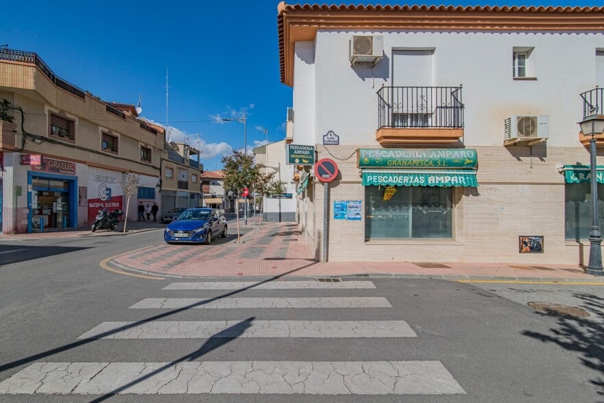 Calle San Miguel, Armilla, Granada en venta - Foto del edificio - Imagen 2 de 21