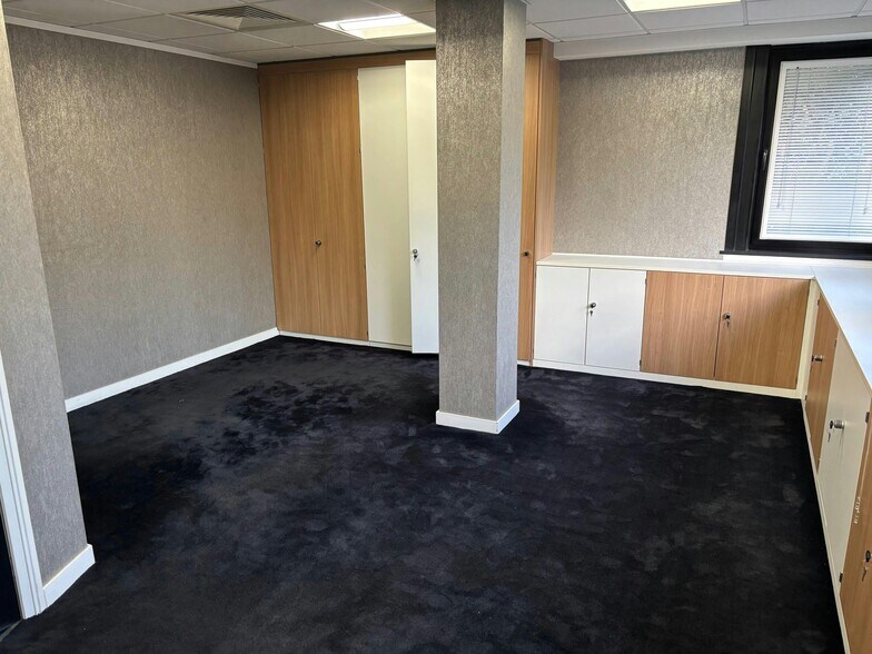 53 Theobald St, Borehamwood en alquiler - Foto del edificio - Imagen 2 de 6