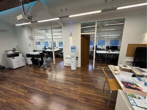 Avion Crescent, London en alquiler Foto del interior- Imagen 2 de 6