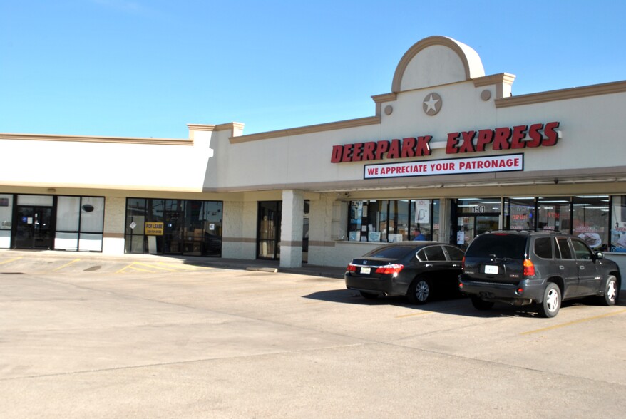 1901 S Battleground Rd, Deer Park, TX en alquiler - Foto del edificio - Imagen 2 de 6