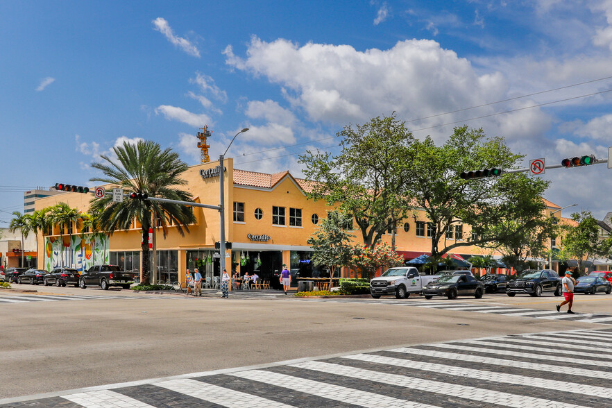 200-230 Miracle Mile, Coral Gables, FL en alquiler - Foto del edificio - Imagen 3 de 5