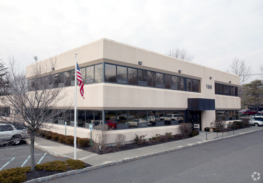 150 Airport Executive Park, Nanuet, NY en alquiler - Foto del edificio - Imagen 3 de 8