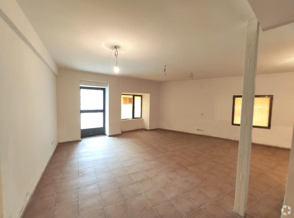 Avenida Juan Carlos i, 15, Robledo de Chavela, MAD 28294 - Unidad Puerta 01, Esc. 1 -  - Foto del interior - Image 2 of 4