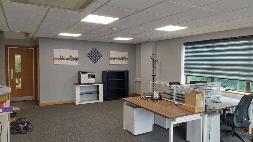 Wharfedale Rd, Cardiff en alquiler - Foto del edificio - Imagen 2 de 5