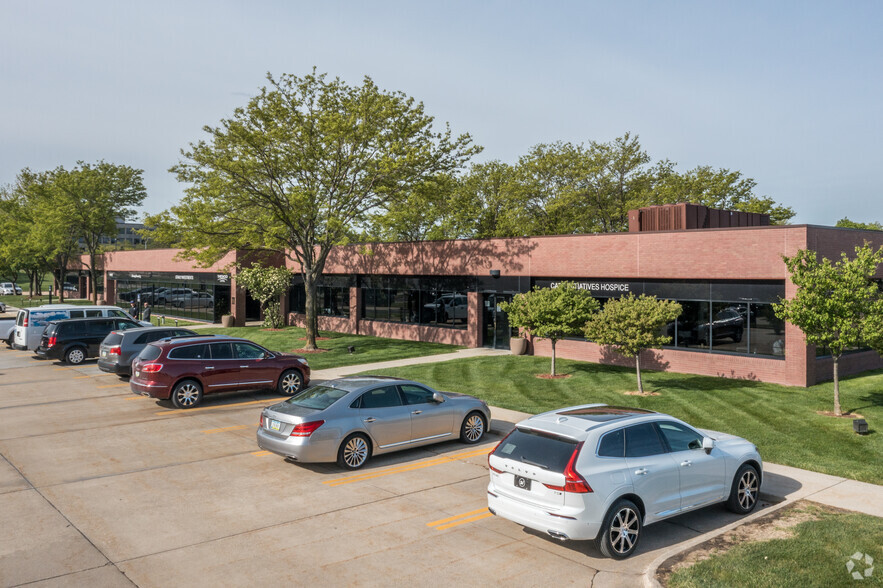 7065 Vista Dr, West Des Moines, IA en alquiler - Foto del edificio - Imagen 2 de 8