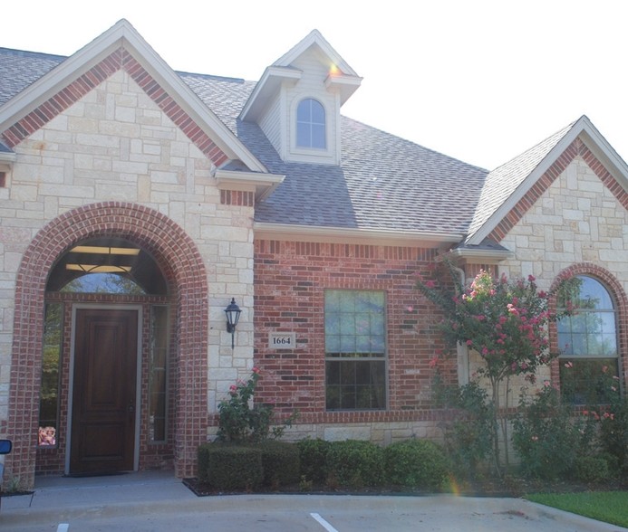 1668 Keller Pky, Keller, TX en alquiler - Foto del edificio - Imagen 3 de 18