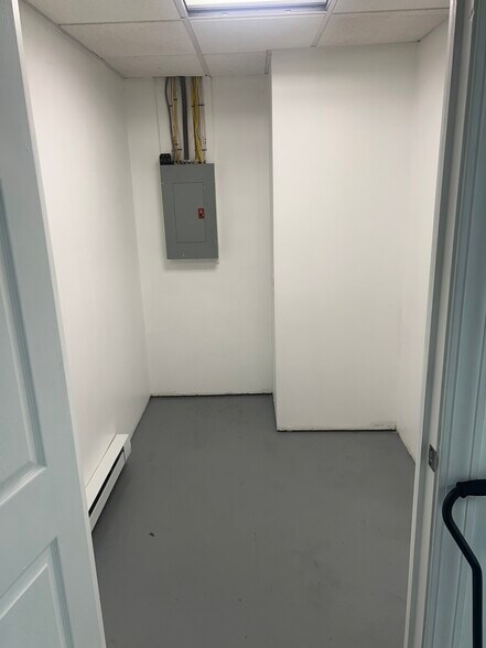 1175-1195 N Main St, Randolph, MA en alquiler - Foto del interior - Imagen 2 de 5