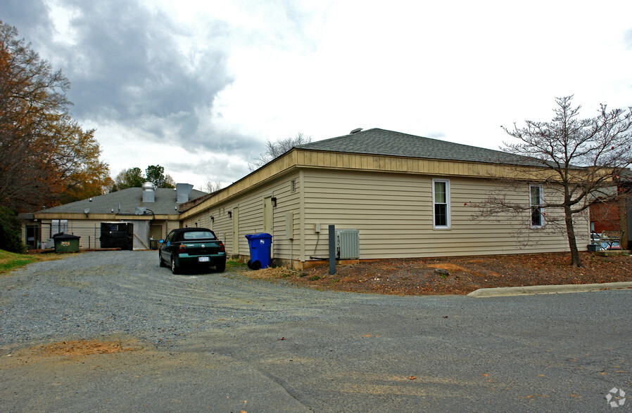 600 Matthews Mint Hill Rd, Matthews, NC en alquiler - Foto del edificio - Imagen 3 de 10