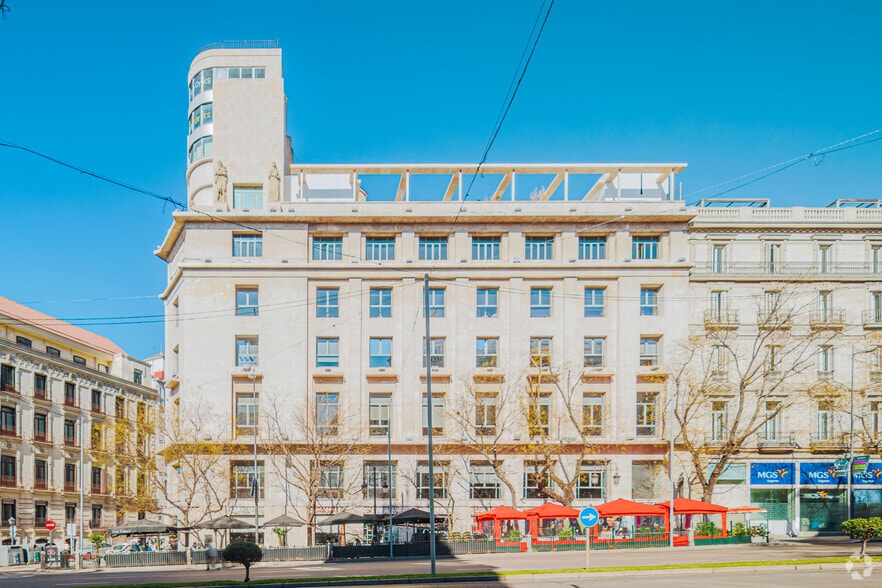 Calle de Alcalá, 63, Madrid, Madrid en alquiler - Foto del edificio - Imagen 2 de 3