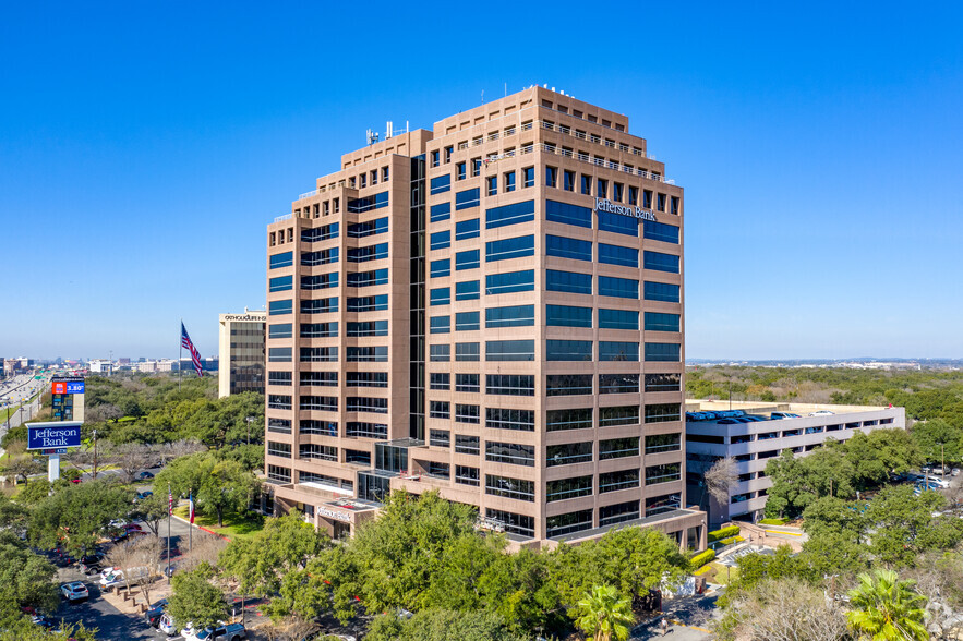 1777 NE Loop 410, San Antonio, TX en alquiler - Foto del edificio - Imagen 2 de 7