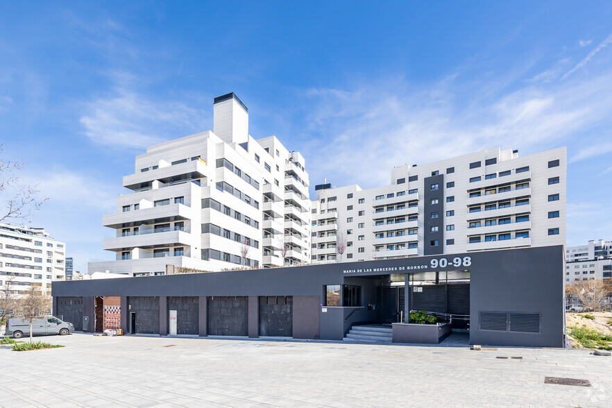 Calle María Mercedes de Borbón, 96, Madrid, Madrid en venta - Foto del edificio - Imagen 3 de 3