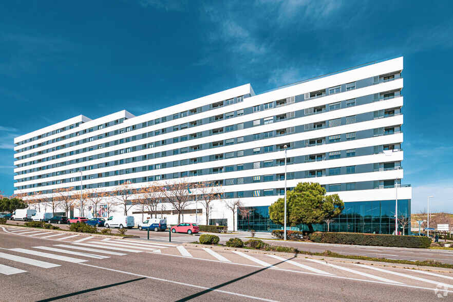 Avenida José Antonio Corrales, 6, Madrid, Madrid en alquiler - Foto del edificio - Imagen 2 de 3