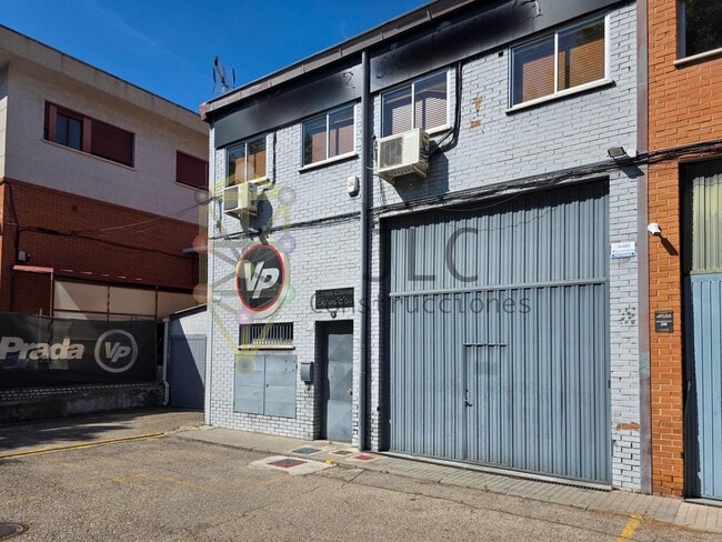 Más detalles de Calle Valgrande, Alcobendas - Nave en alquiler