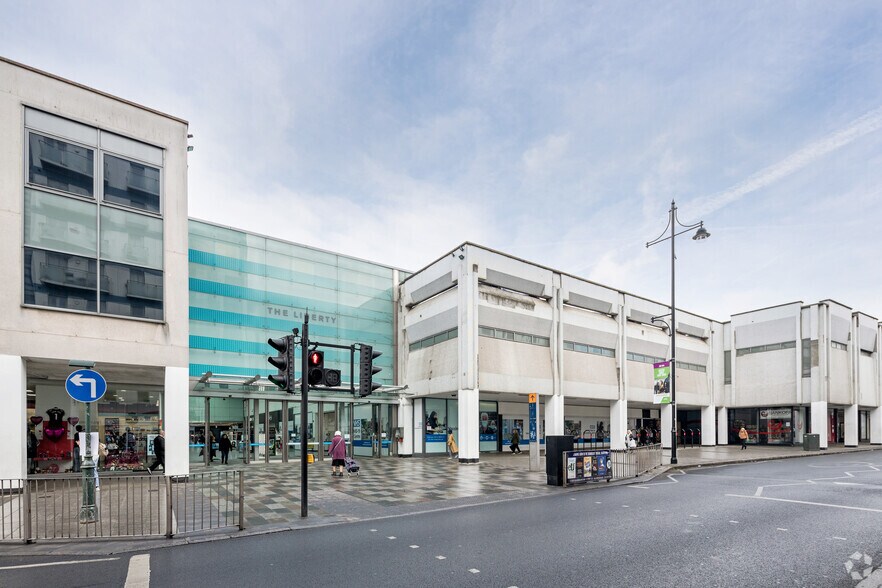Liberty Shopping Centre, Romford en alquiler - Foto del edificio - Imagen 1 de 14
