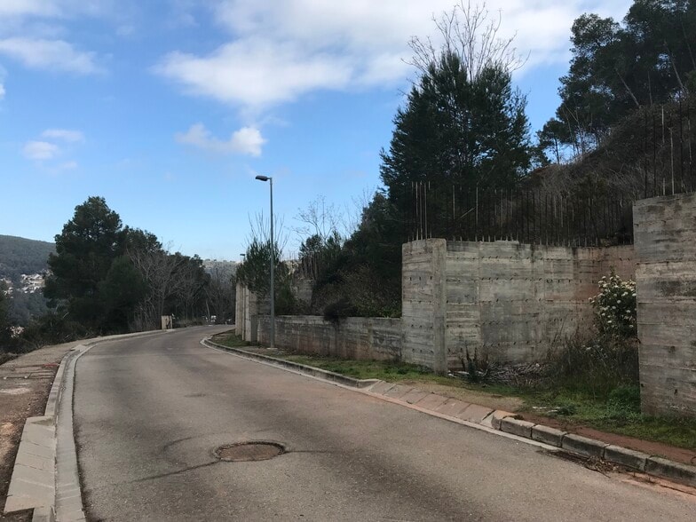 Terreno en Vallirana, Barcelona en venta - Foto de la construcción - Imagen 2 de 4