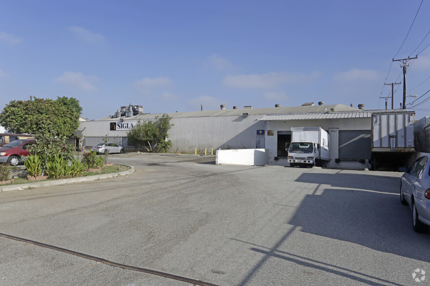 711 E Rosecrans Ave, Los Angeles, CA en alquiler - Foto principal - Imagen 1 de 14