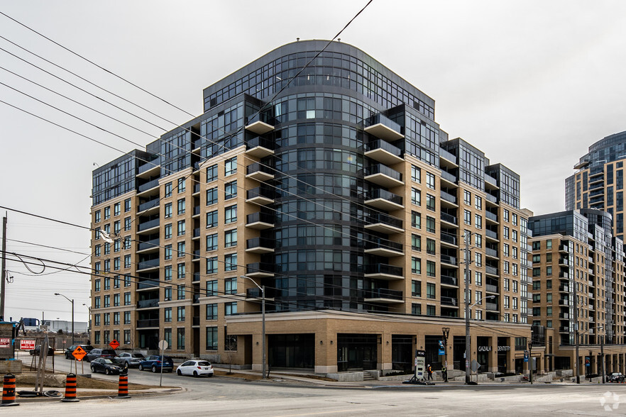 10 Vena Way, Toronto, ON en alquiler - Foto del edificio - Imagen 2 de 3