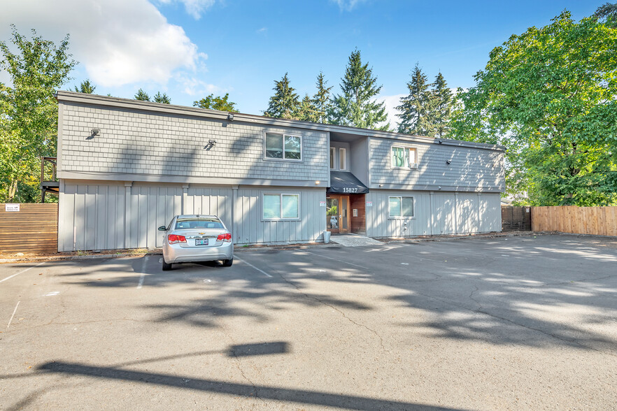 15827 NE Glisan St, Portland, OR en venta - Foto del edificio - Imagen 2 de 10