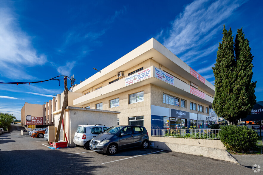 Local en Antibes en venta - Foto del edificio - Imagen 3 de 4