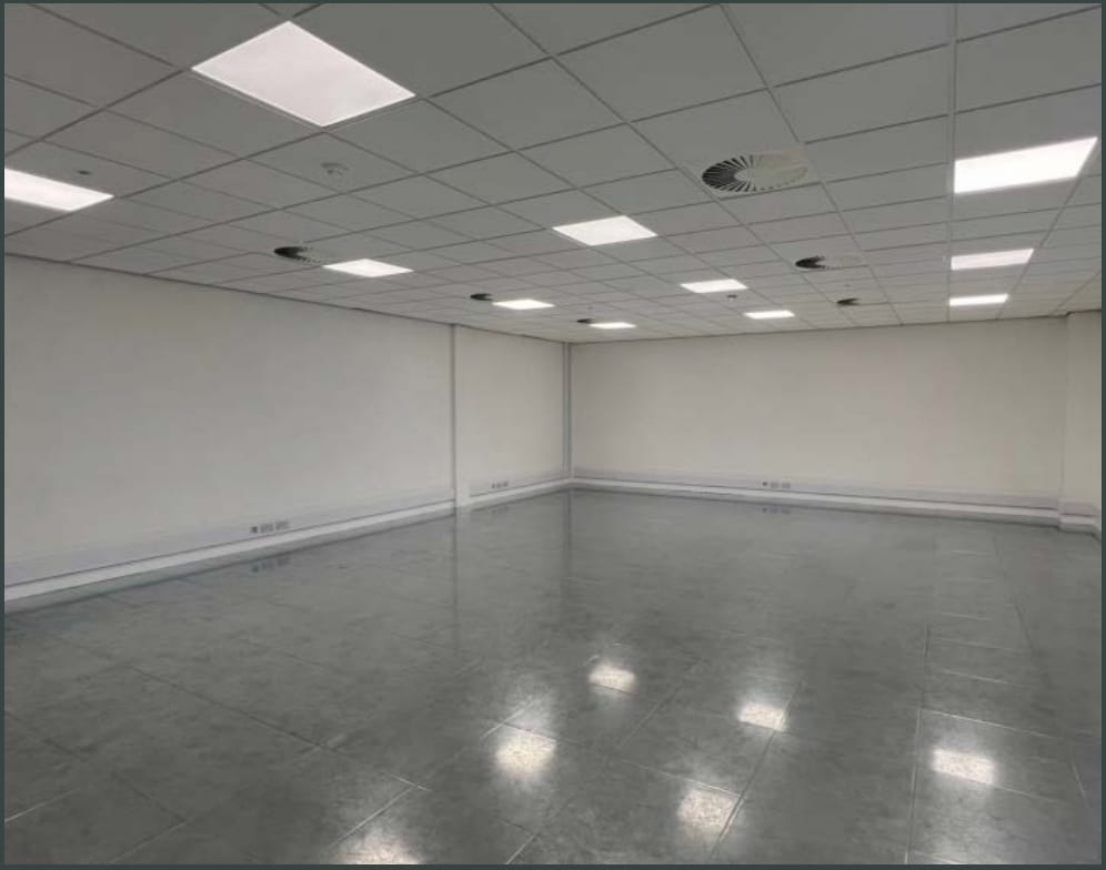 Fusilliers Way, Warwick, WAR CV34 8DD - Unidad 10 -  - Foto del interior - Image 2 of 2