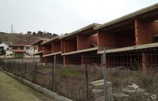 Calle Calvario, 1, Carabaña, Madrid en venta - Foto del edificio - Imagen 1 de 1