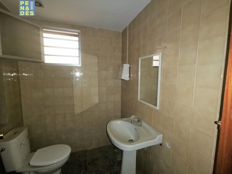 Local en Ontinyent, Valencia en alquiler - Foto del edificio - Imagen 2 de 6