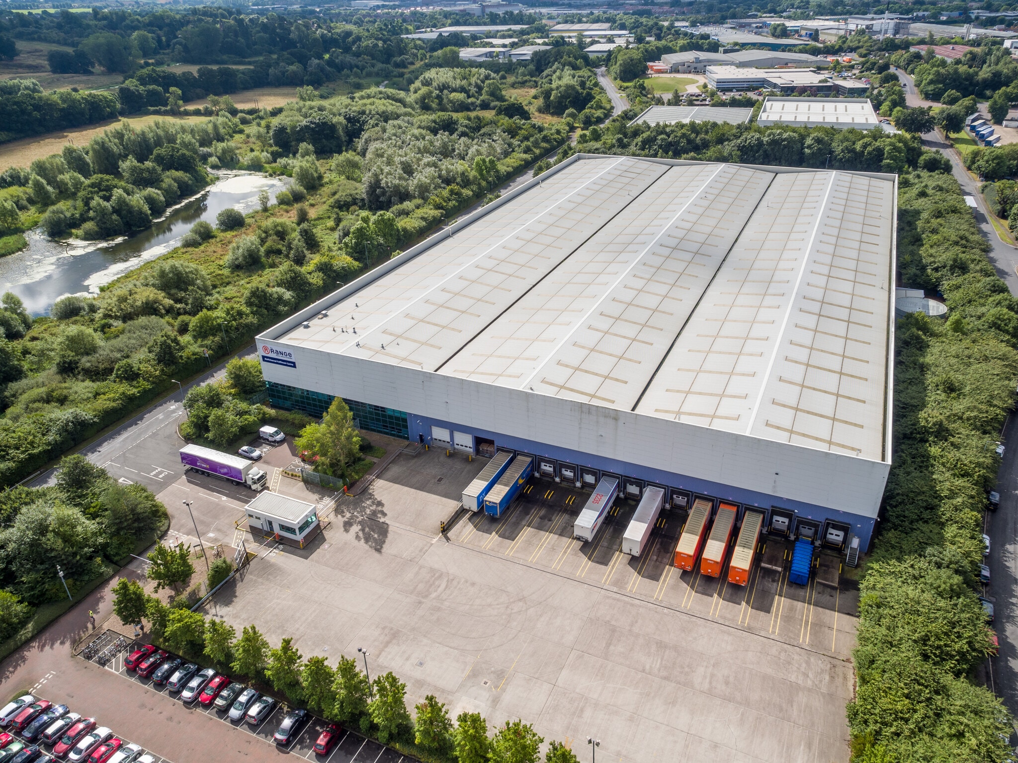 Valley Dr, Rugby en alquiler Foto del edificio- Imagen 1 de 4