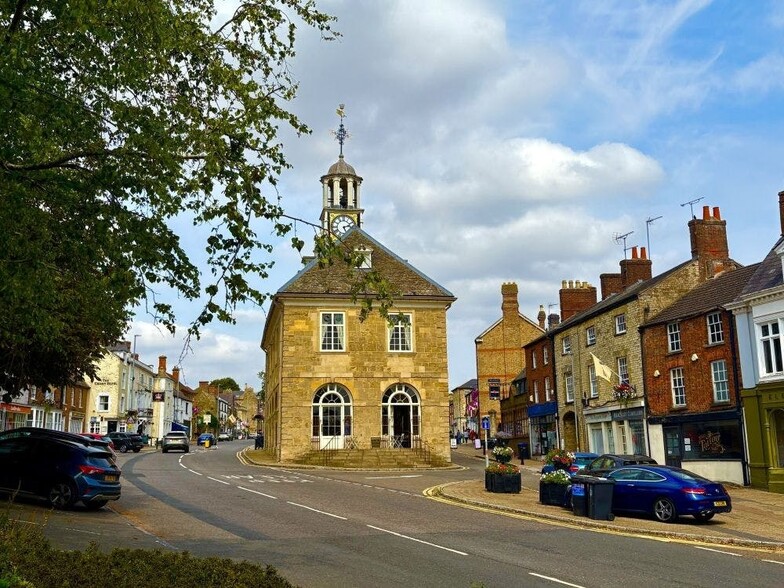 Market Pl, Brackley en alquiler - Foto del edificio - Imagen 2 de 8