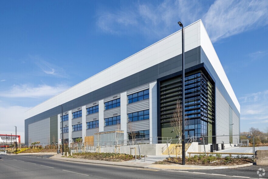 Jenkins Ln, Barking en alquiler - Foto principal - Imagen 1 de 4