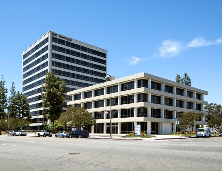 21021 Ventura Blvd, Woodland Hills, CA en alquiler - Foto del edificio - Imagen 3 de 11