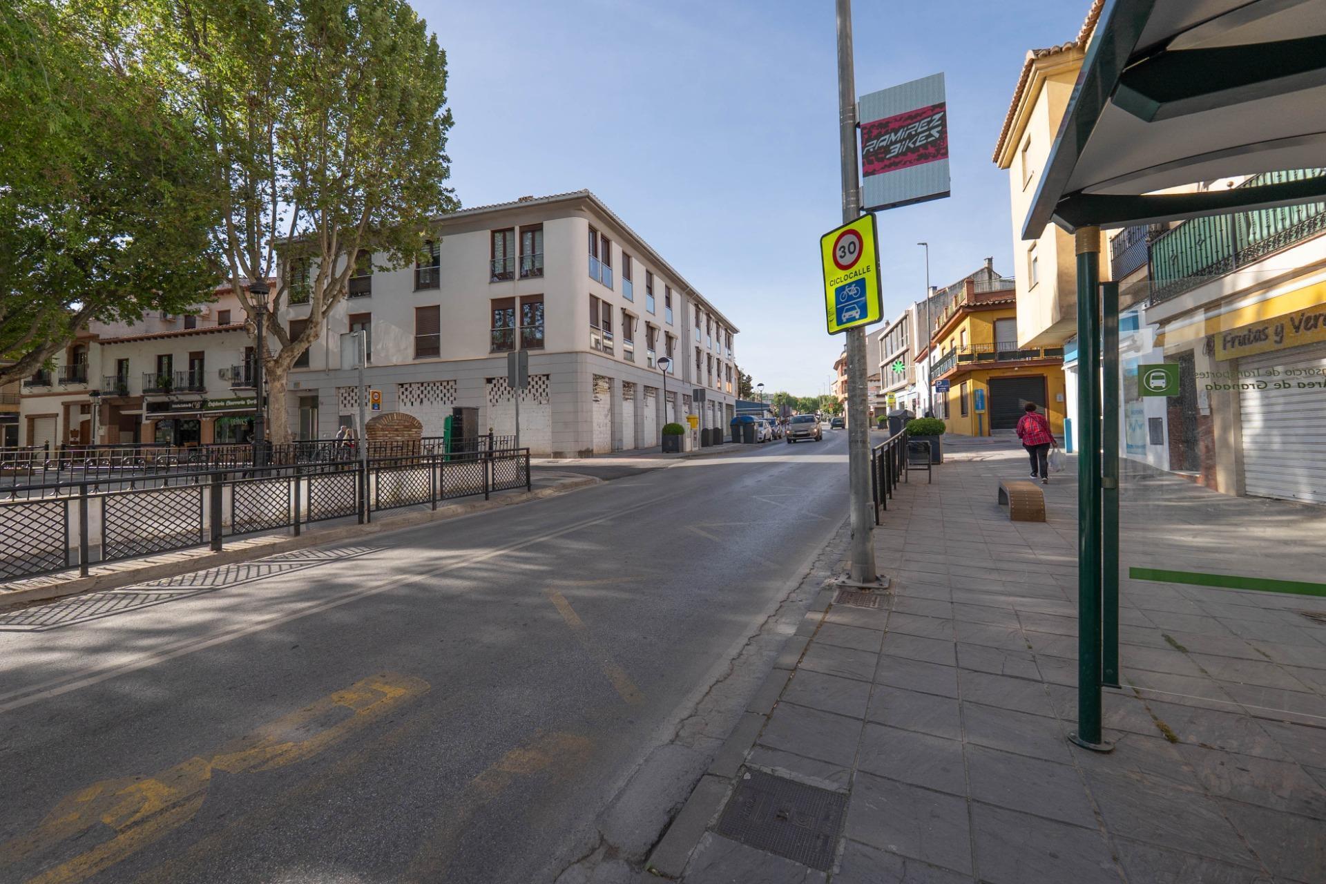 Local en Ogíjares en venta Foto del edificio- Imagen 1 de 28