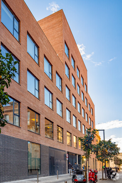 Passatge de Mas de Roda, 6, Barcelona, Barcelona en alquiler - Foto del edificio - Imagen 2 de 3