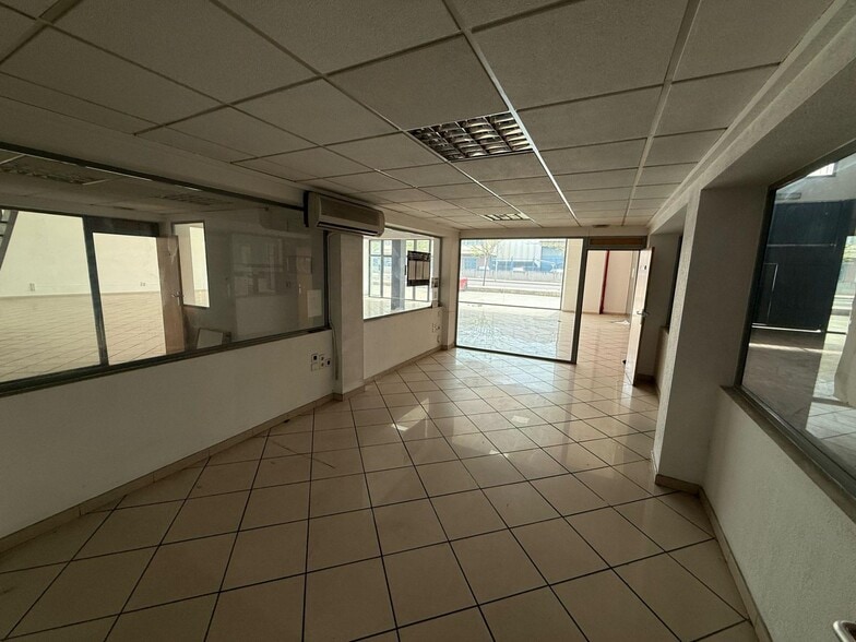 Nave en Alzira en venta - Foto del edificio - Imagen 3 de 18