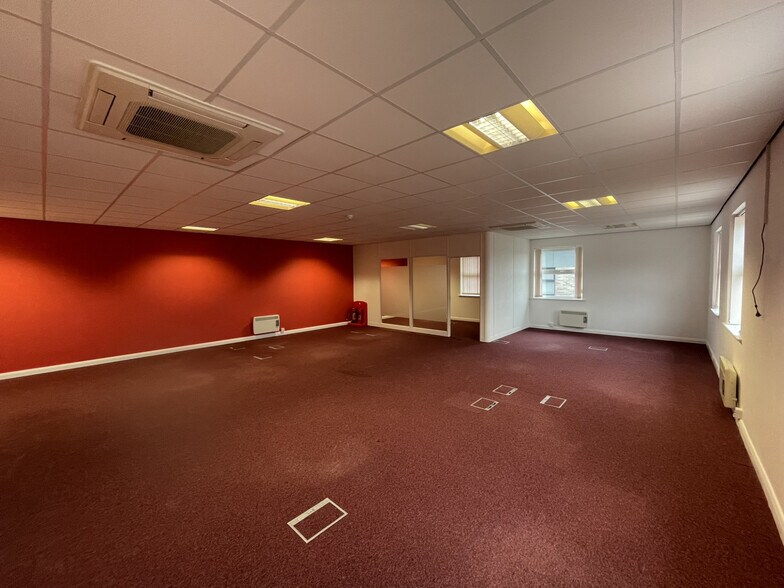 Abercrombie Ct, Westhill en venta - Foto del interior - Imagen 2 de 5