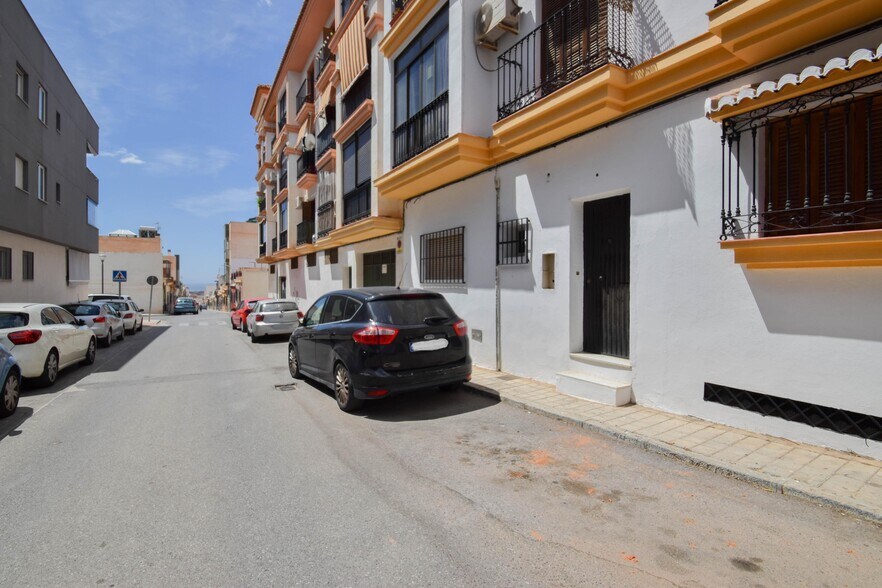 Calle Islas Bahamas, 98, Motril, Granada en venta - Foto del edificio - Imagen 2 de 19