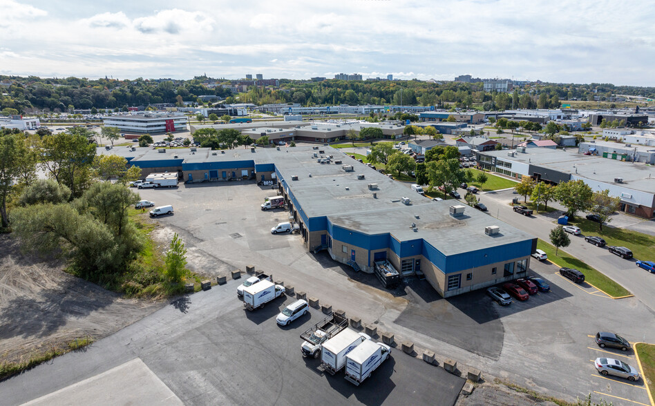 2022 Rue Lavoisier, Québec, QC en alquiler - Foto del edificio - Imagen 3 de 3