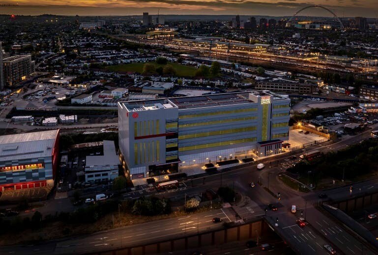 Segro V-Park Grand Union, Wembley en alquiler Foto del edificio- Imagen 1 de 13