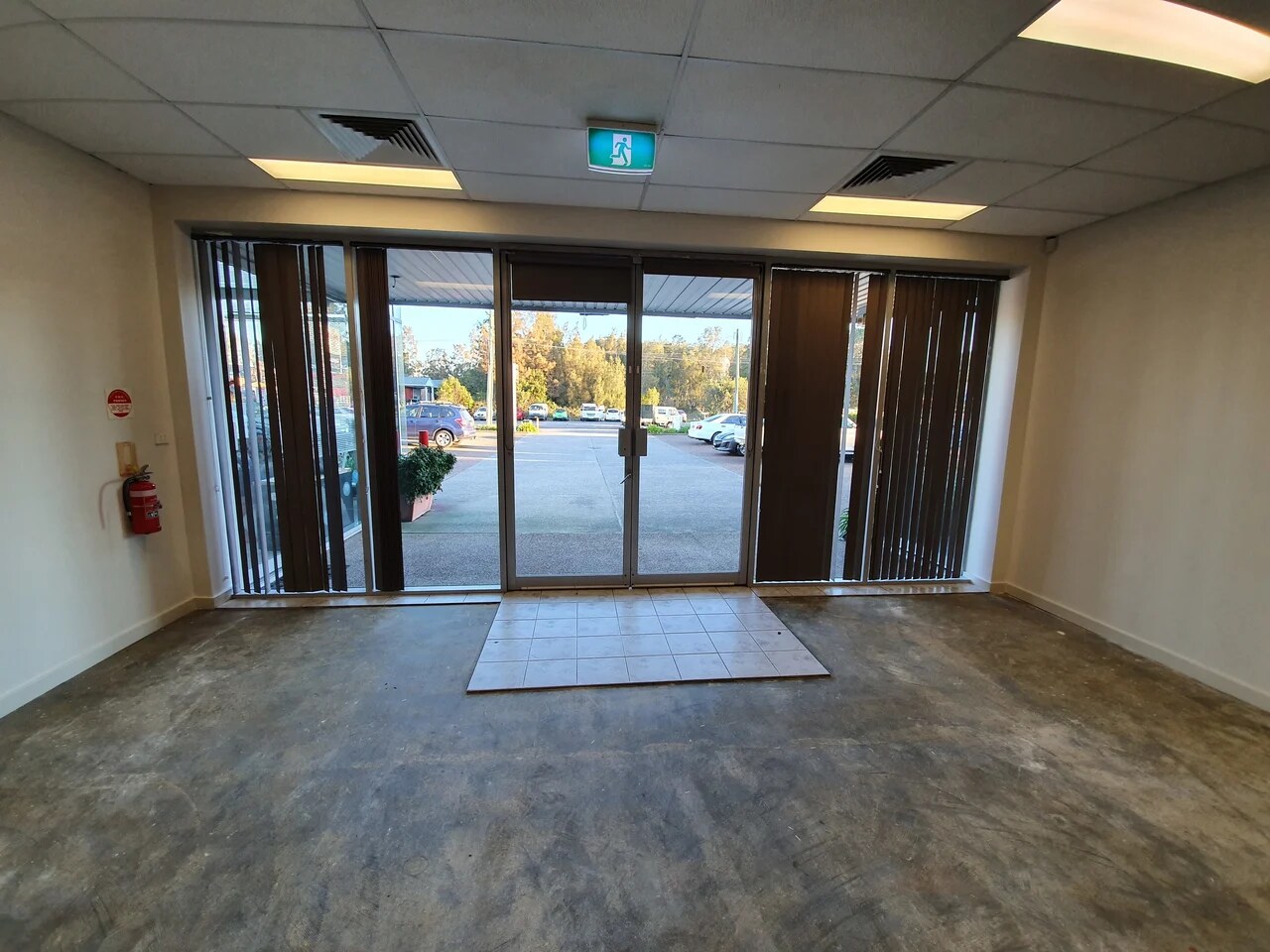 13 Anzac Road, Tuggerah en alquiler Foto del interior- Imagen 1 de 2
