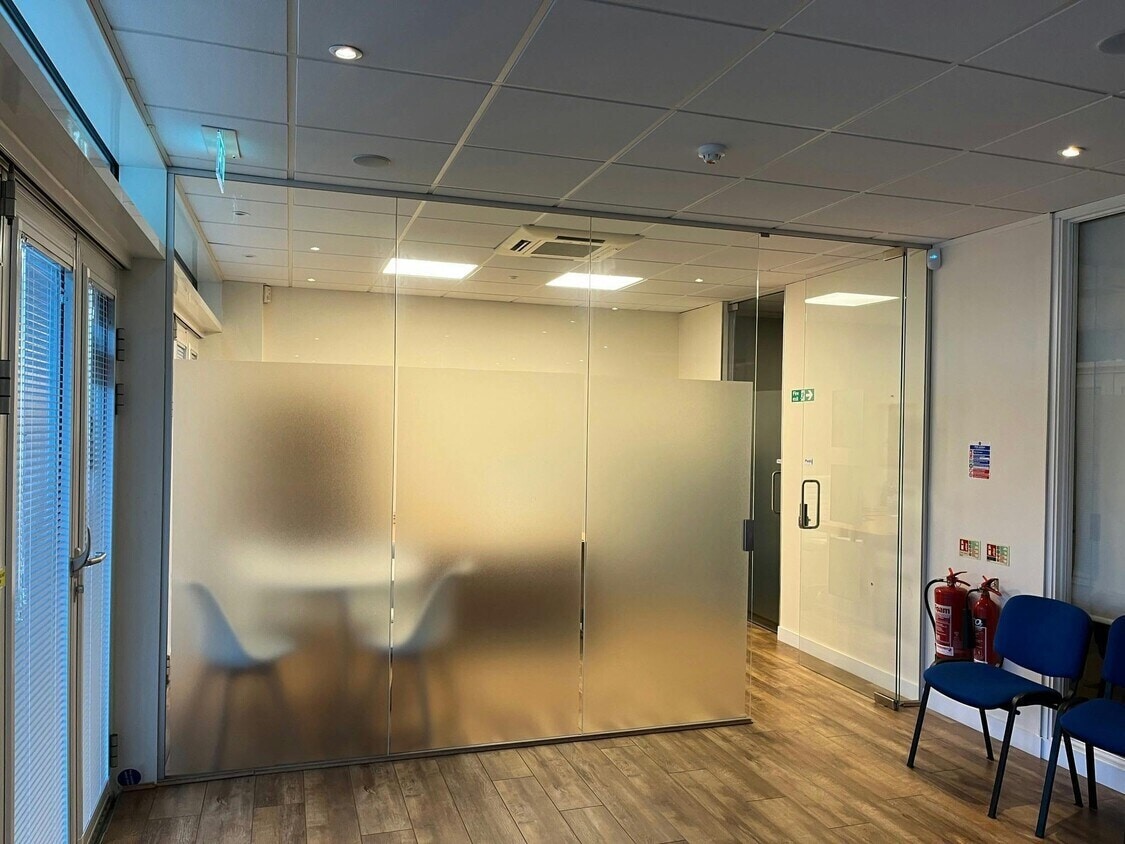 Havannah St, Cardiff, VGL CF10 5SF - Unidad 4 -  - Foto del interior - Image 1 of 4