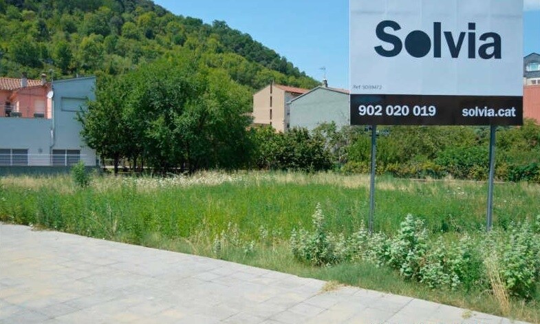 Terreno en Olot, Gerona en venta - Foto del edificio - Imagen 2 de 3